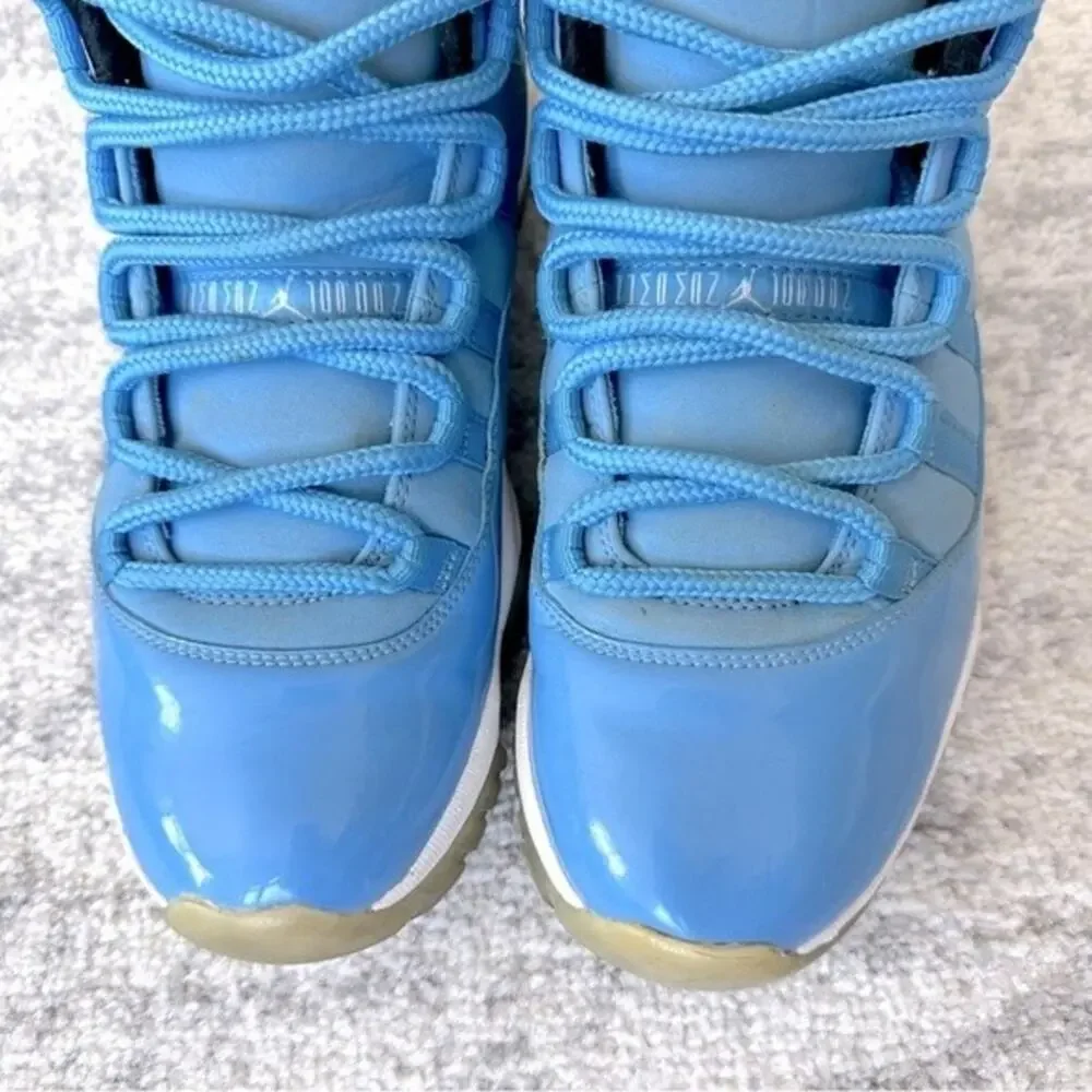 Jordan 11 Retro Ultimate Gift Of Flight Pantone 689479-405 Size 9.5